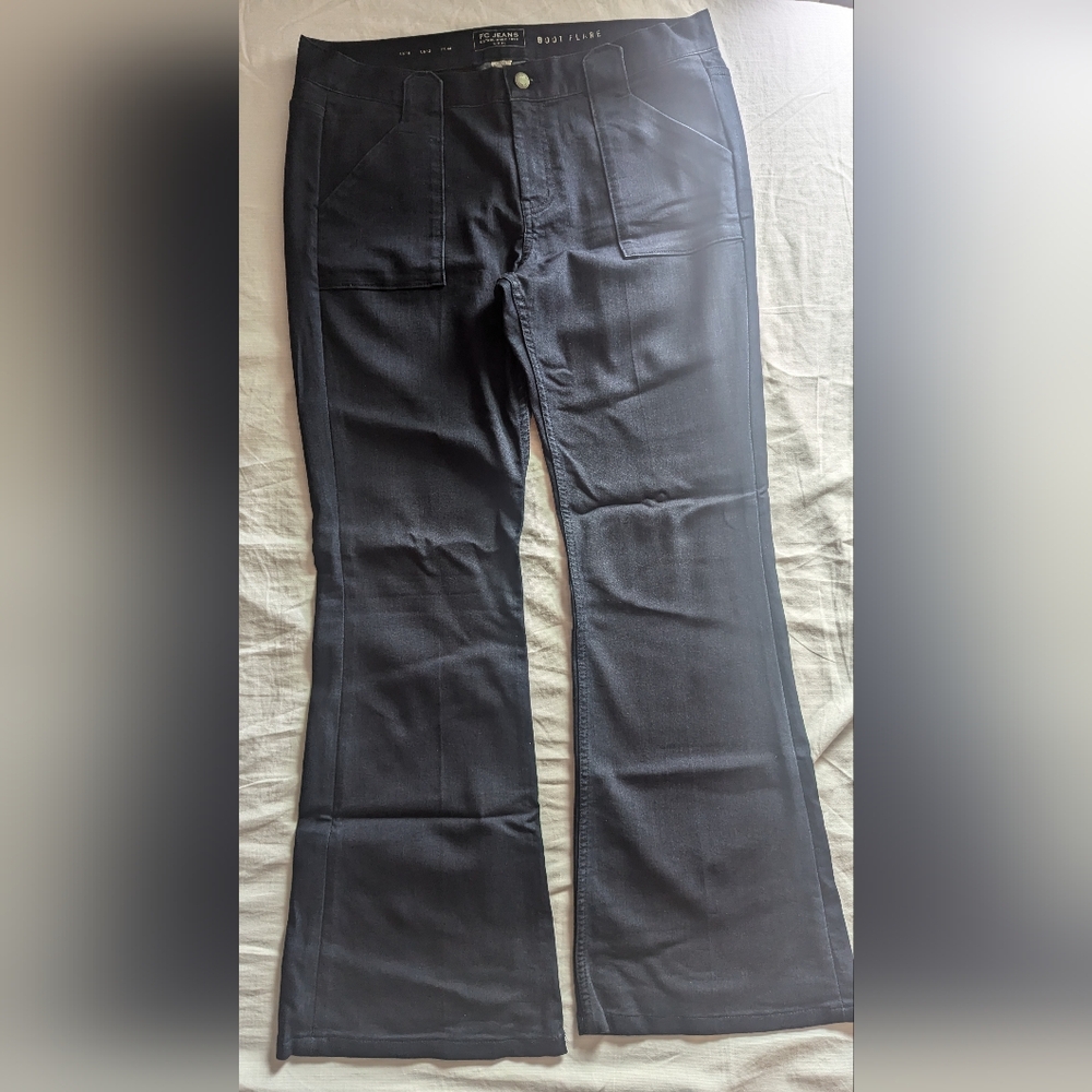 FC Wide Flare Dark Blue Jeans